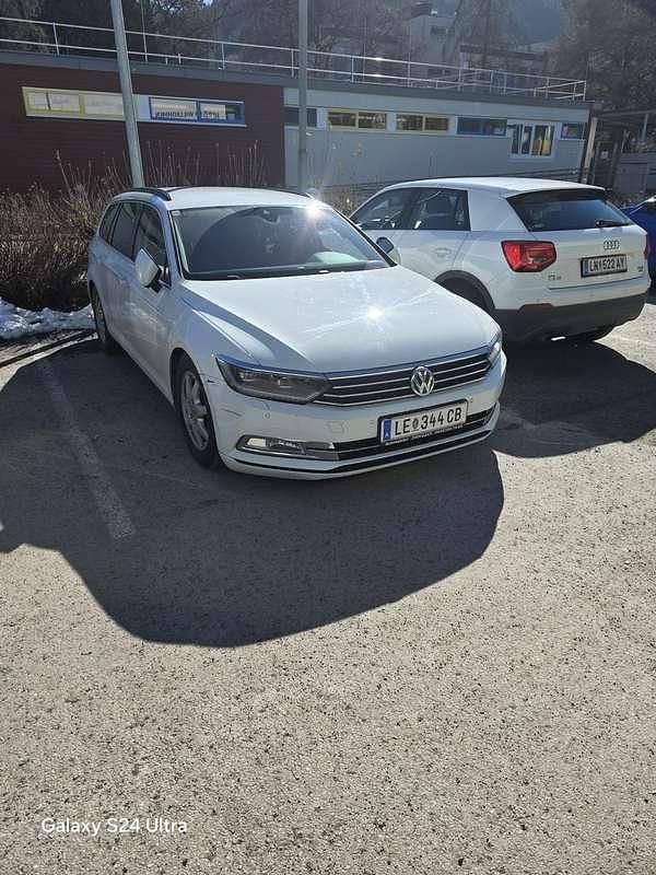 Gebraucht VW Passat Comfortline 120 PS (88 kW) 2015 Weiß Kombi