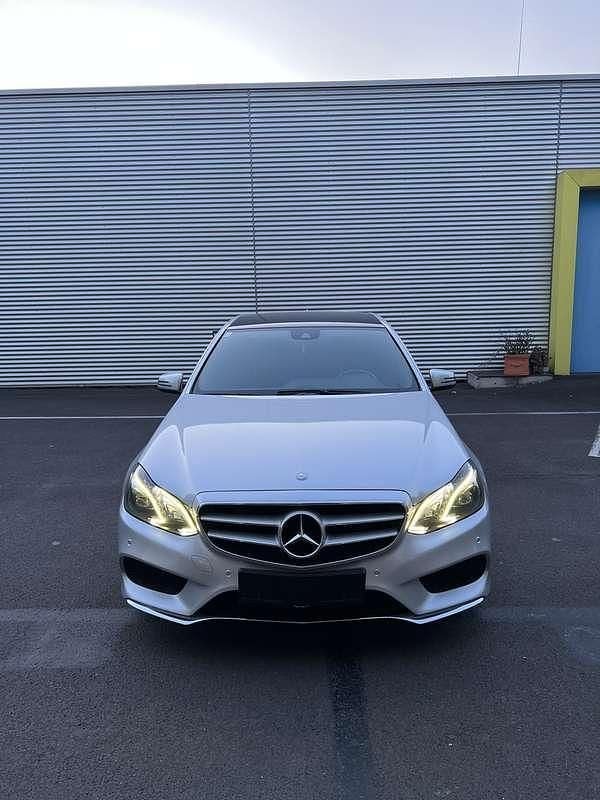 Gebraucht Mercedes E350 AMG line 252 PS (185 kW) 2013 Limousine