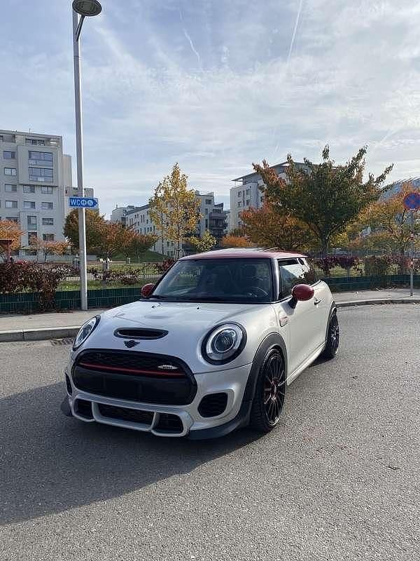 Gebraucht 2018 Mini John Cooper Works Hatch Kleinwagen | € 21.999 (Fairer Preis) - Bild 1/4