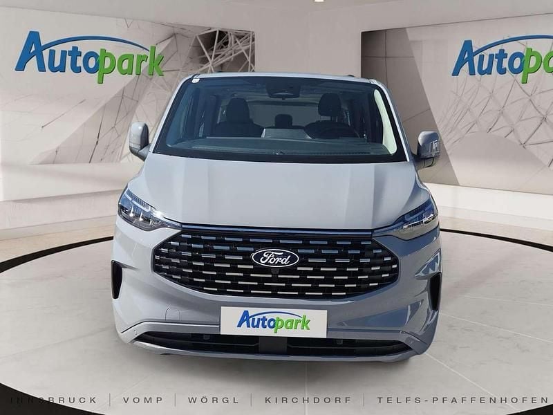 Neu Ford Tourneo Custom Limited 136 PS (100 kW) 2025 Grau Van