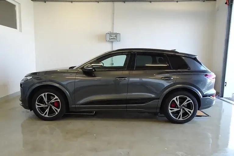 Gebraucht Audi Q6 e-tron Business 284 kW (387 PS) 2024 Mittelgrau  metallicperleffekt SUV