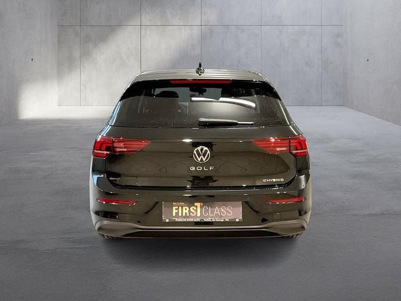 Neu VW Golf VIII 204 PS (150 kW) 2026 Schwarz  metallic Limousine