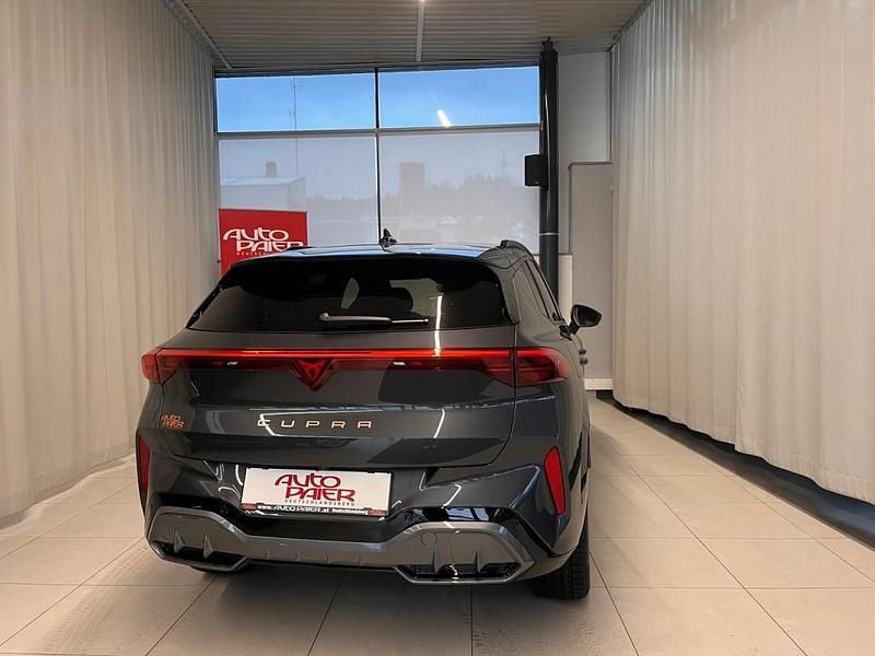 Gebraucht Cupra Terramar 204 PS (150 kW) 2026 Dunkelgrau  metallic SUV