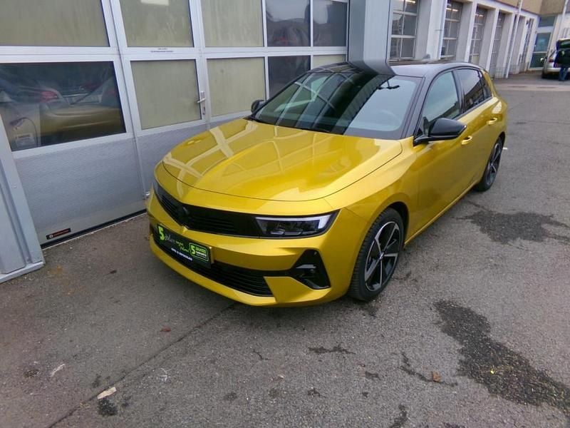 Gebraucht Opel Astra 136 PS (100 kW) 2025 Kult gelb Limousine