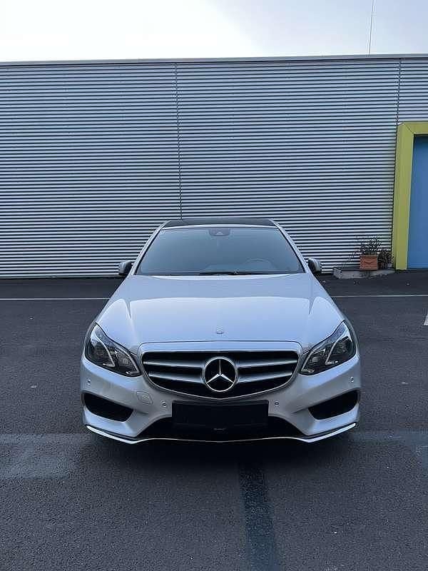 Gebraucht Mercedes E350 AMG line 252 PS (185 kW) 2013 Limousine