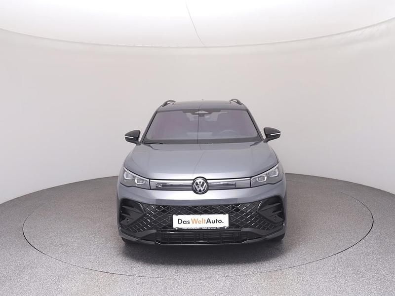 Neu VW Tiguan Sport 150 PS (110 kW) 2026 Mittelgrau  metallic SUV