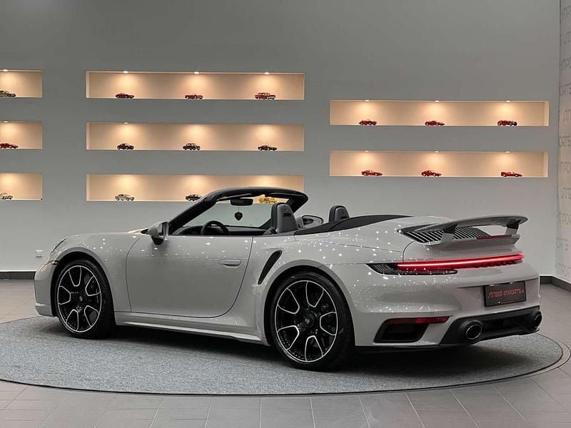 Gebraucht Porsche 992 650 PS (478 kW) 2022 Grau Cabrio
