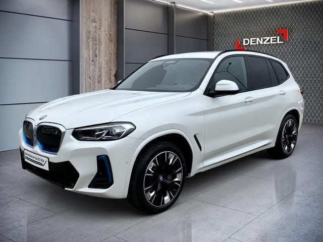Mineralweiß metallic Gebraucht 2025 BMW iX3 Impressive SUV | € 59.990 (Teuer) - Bild 1/4