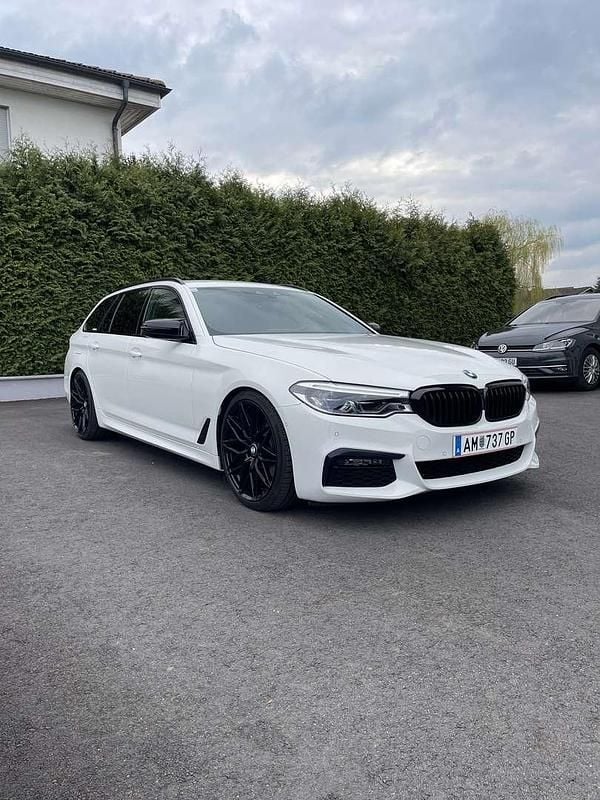 Gebraucht BMW 520 M Sport 190 PS (139 kW) 2020 Kombi