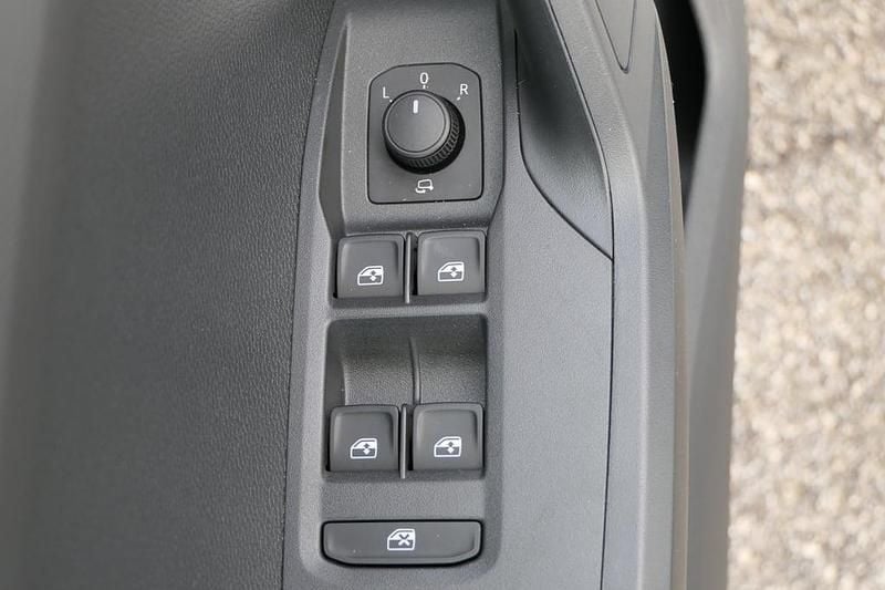 Neu Seat Arona Style 115 PS (84 kW) 2026 Weiss  normal SUV