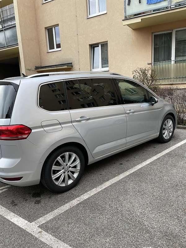 Gebraucht VW Touran Highline 150 PS (110 kW) 2015 Van / Kleinbus