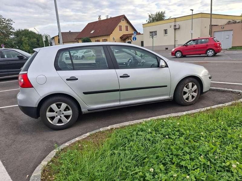 Gebraucht VW Golf V Comfortline 105 PS (77 kW) 2007 Silber Limousine