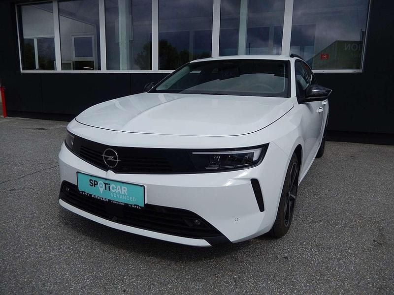 Weiß Gebraucht 2024 Opel Astra Edition Kombi | € 21.490 (Teuer) - Bild 1/4