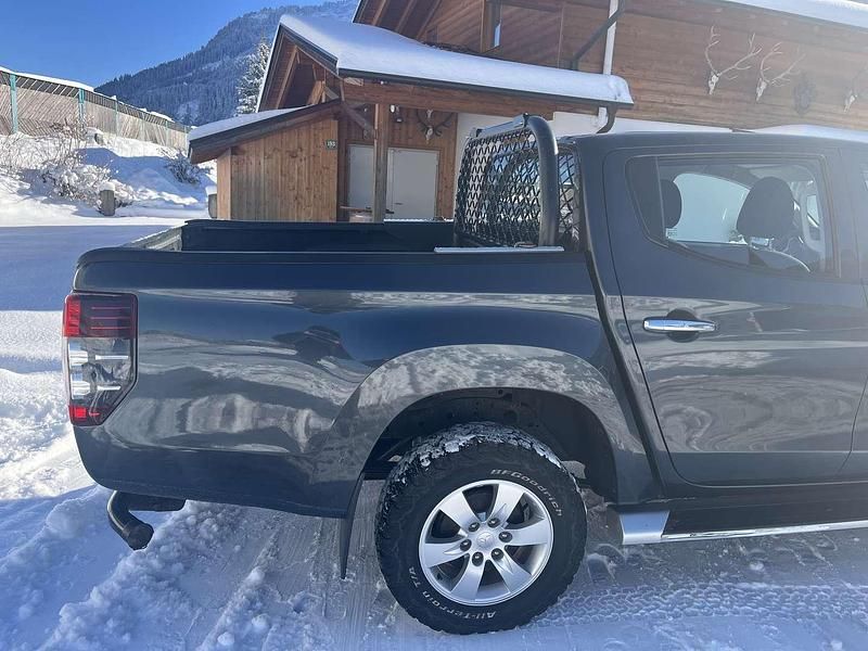 Gebraucht Mitsubishi L200 150 PS (110 kW) 2020 Grün Abholung