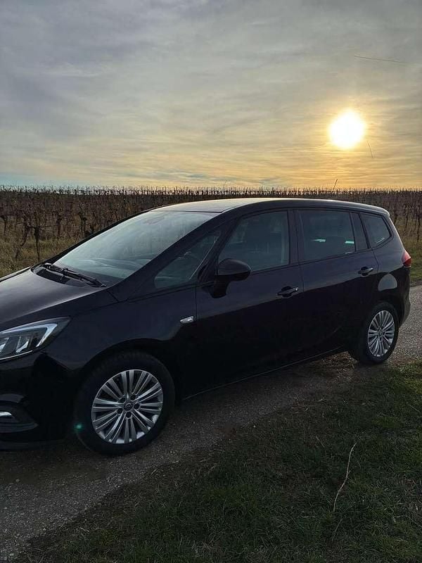 Gebraucht 2018 Opel Zafira Tourer Edition Van / Kleinbus | € 13.500 - Bild 1/4