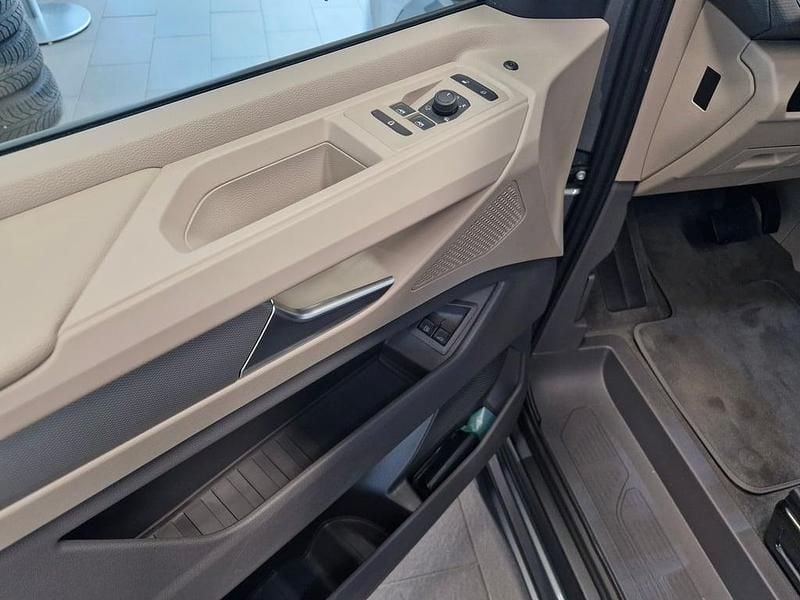Gebraucht VW Multivan Business 245 PS (180 kW) 2025 Mittelgrau  metallic Van