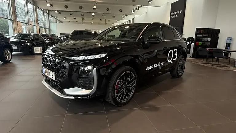Schwarz metallicperleffektno Neu 2025 Audi Q3 S-Line SUV | € 61.900 (Teuer) - Bild 1/4