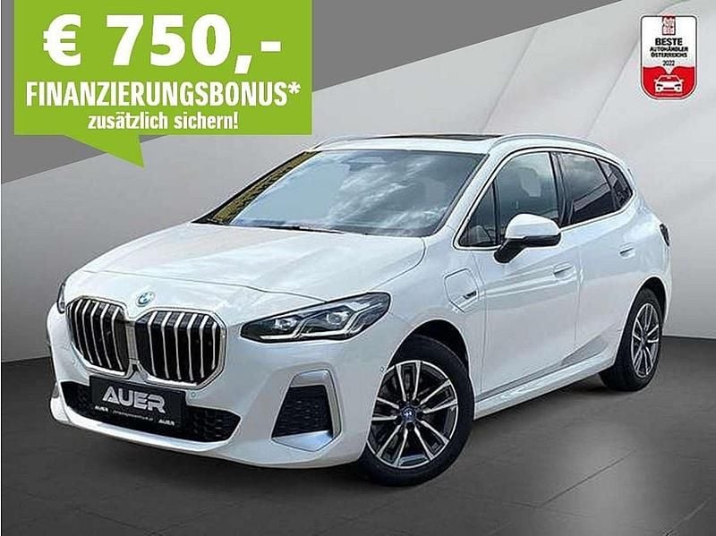 Weiß Gebraucht 2022 BMW 230 Basis Kombi | € 41.990 - Bild 1/3