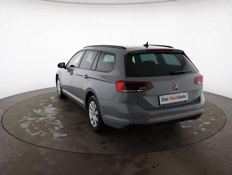 Gebraucht VW Passat Business 150 PS (110 kW) 2022 Dunkelgrau  normal Kombi