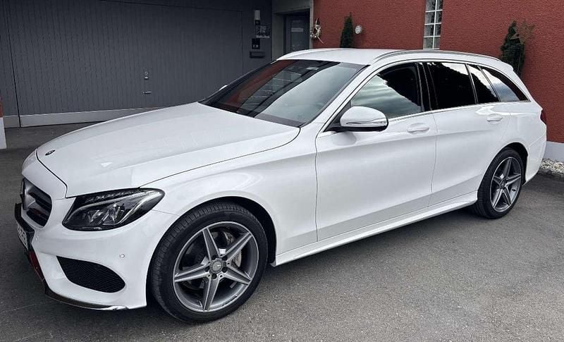 Gebraucht Mercedes C220 AMG line 170 PS (125 kW) 2015 Weiß Kombi