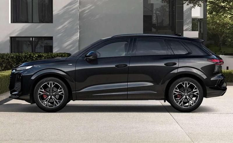 Neu Audi Q3 S-Line 265 PS (194 kW) 2025 Schwarz SUV