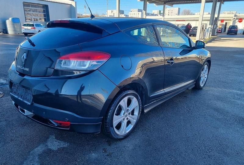 Gebraucht Renault Mégane Coupé Expression 90 PS (66 kW) 2009 Coupé
