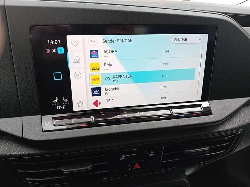 Gebraucht VW Caddy Family 102 PS (75 kW) 2024 Mittelblau  metallic Van / Kleinbus