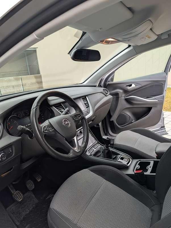 Gebraucht Opel Grandland X Design Edition 131 PS (96 kW) 2018 Silber SUV