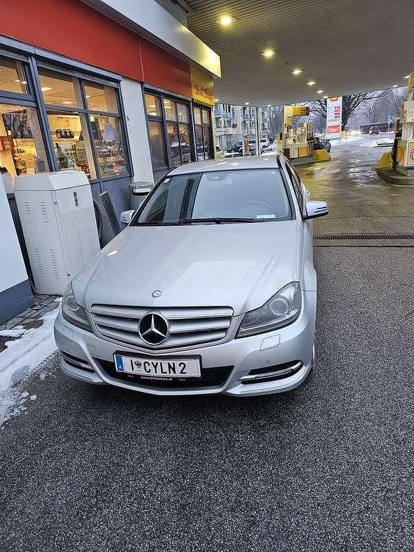 Gebraucht Mercedes C220 Avantgarde 170 PS (125 kW) 2012 Limousine