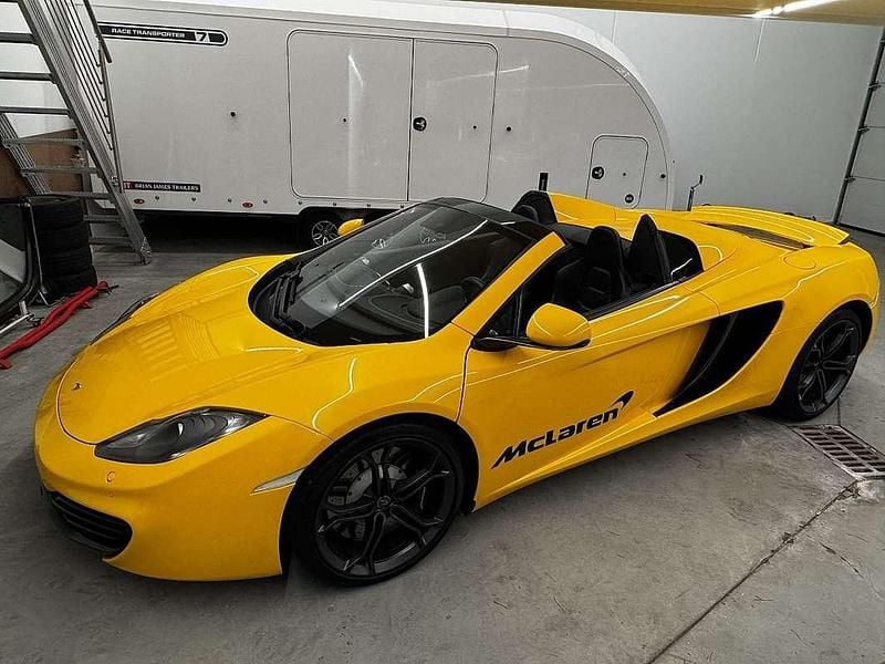 Gebraucht McLaren MP4-12C 625 PS (459 kW) 2013 Gelb Cabrio