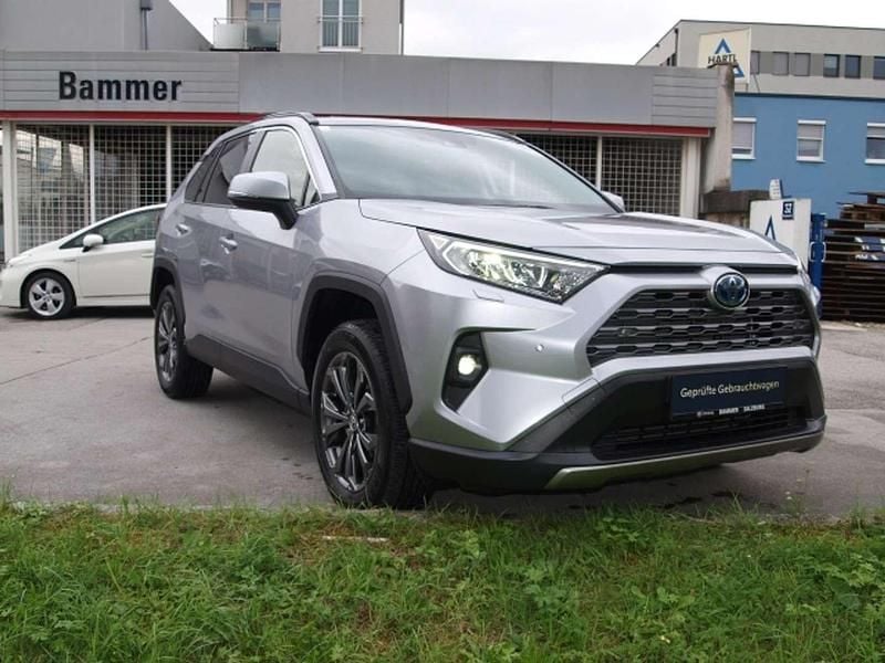 Silber Gebraucht 2023 Toyota RAV4 Hybrid Active SUV | € 33.300 (Superpreis) - Bild 1/4