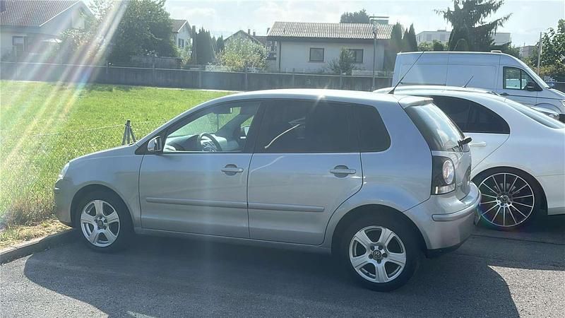 Gebraucht 2007 VW Polo Comfortline Limousine | € 4.500 (Etwas zu teuer) - Bild 1/4