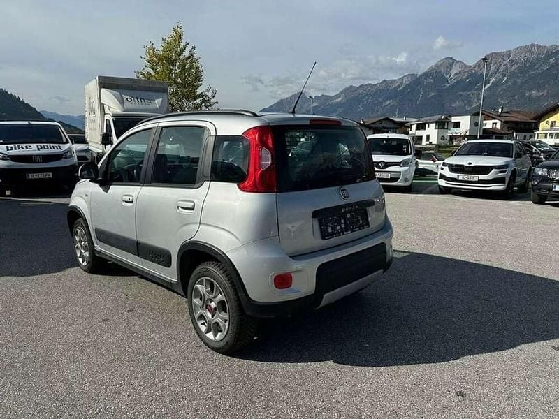 Gebraucht Fiat Panda 4x4 Rock 95 PS (69 kW) 2016 Grau Kleinwagen