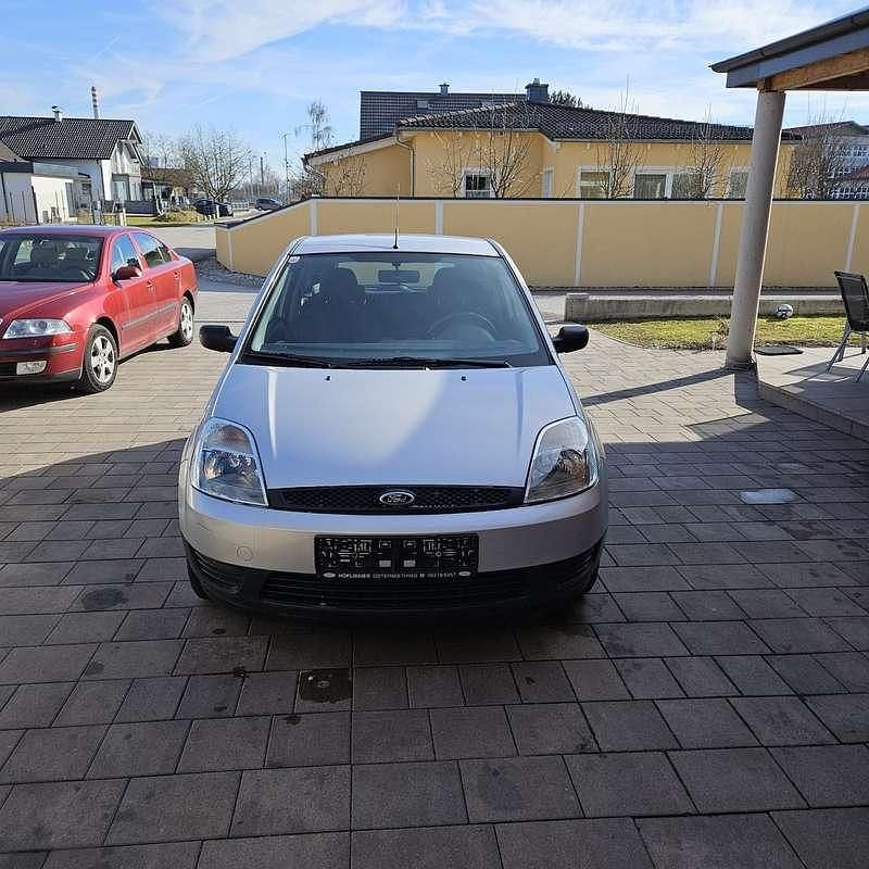 Gebraucht Ford Fiesta 69 PS (50 kW) 2004 Kleinwagen