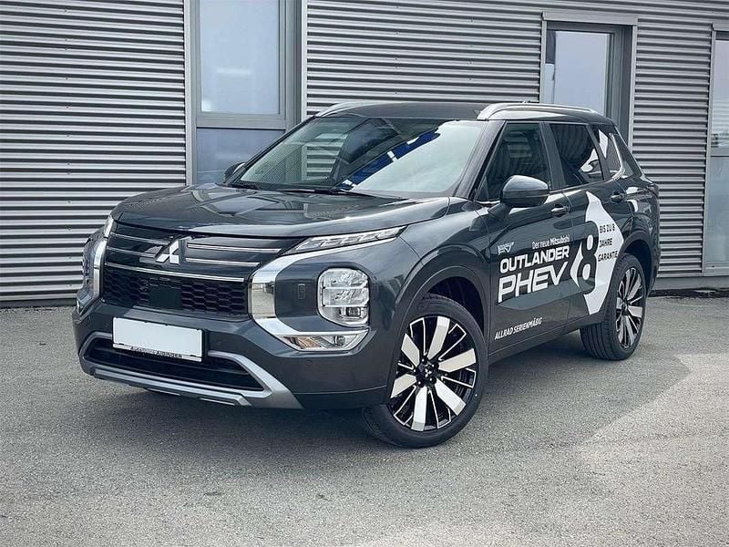 Gebraucht Mitsubishi Outlander P-HEV Intense 306 PS (225 kW) 2025 Grau SUV