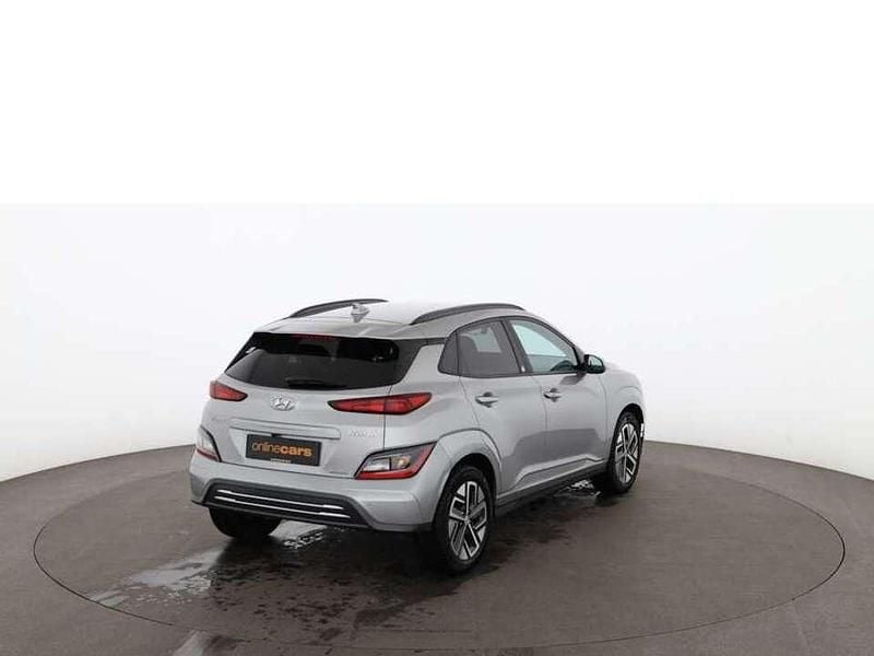 Gebraucht Hyundai Kona Edition 30+ 100 kW (136 PS) 2022 Silber SUV