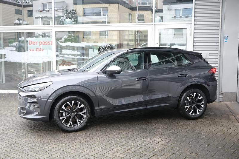 Neu Cupra Terramar 150 PS (110 kW) 2025 Grau SUV