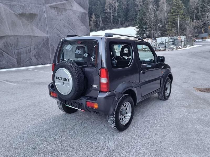 Gebraucht Suzuki Jimny 86 PS (63 kW) 2010 Grau SUV