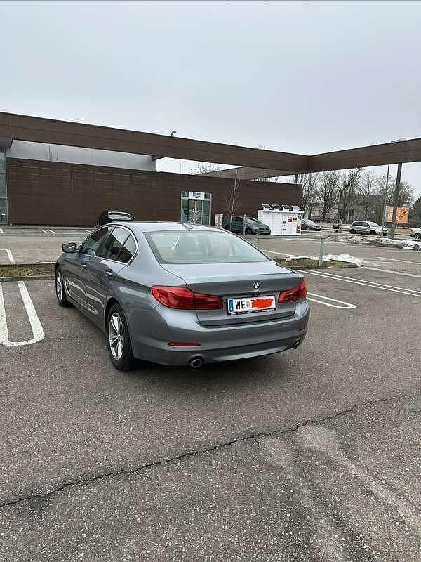 Gebraucht BMW 520 190 PS (139 kW) 2017 Grau Limousine