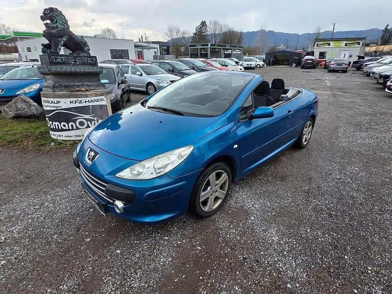 Blau Gebraucht 2007 Peugeot 307 CC Active Cabrio | € 990 - Bild 1/4