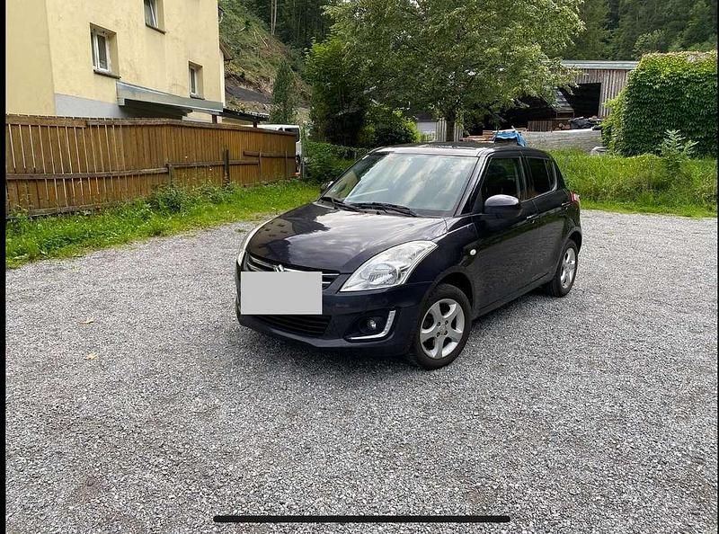 Schwarz Gebraucht 2015 Suzuki Swift Kleinwagen | € 8.900 - Bild 1/4
