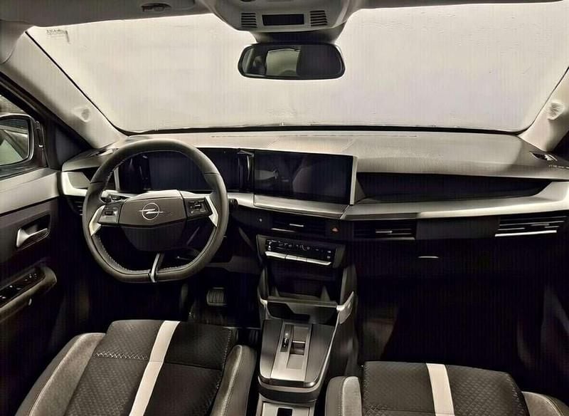 Gebraucht Opel Frontera 83 kW (113 PS) 2025 Schwarz SUV