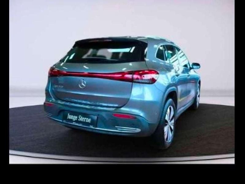 Gebraucht Mercedes EQA250 139 kW (190 PS) 2021 Grau SUV