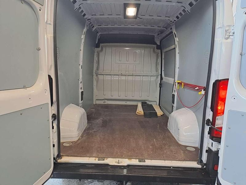 Gebraucht Fiat Ducato 140 PS (102 kW) 2022 Weiß Van