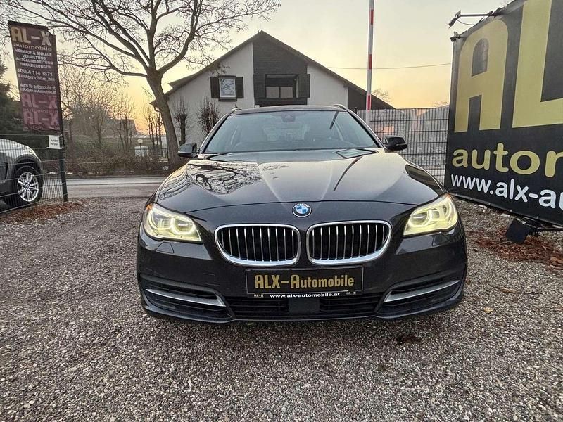 Gebraucht BMW 530 258 PS (189 kW) 2015 Kombi