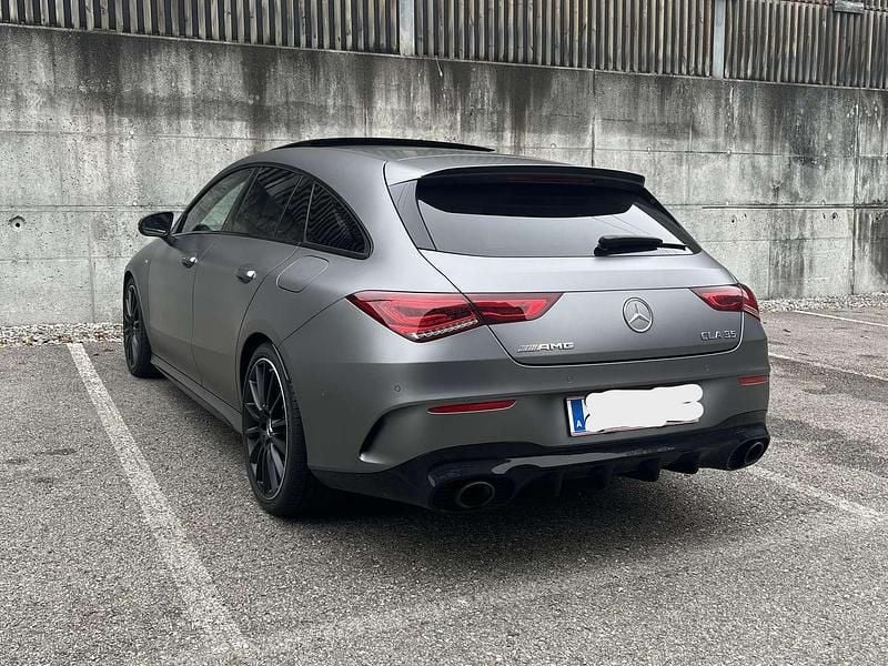 Gebraucht Mercedes CLA35 AMG Shooting Brake AMG 306 PS (225 kW) 2022 Grau Kombi
