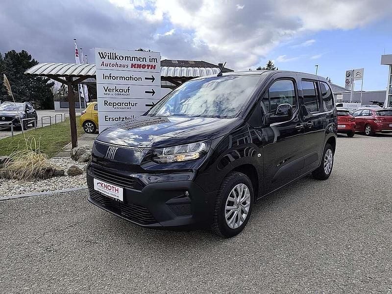 Gebraucht Fiat Doblò S 131 PS (96 kW) 2025 Schwarz Van / Kleinbus