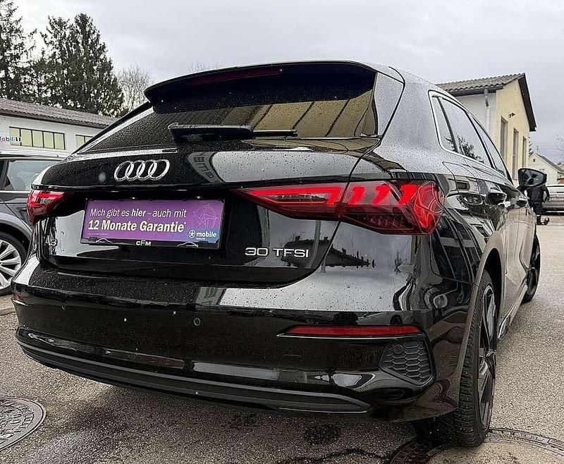 Gebraucht Audi A3 Ambiente 110 PS (80 kW) 2021 Schwarz Limousine