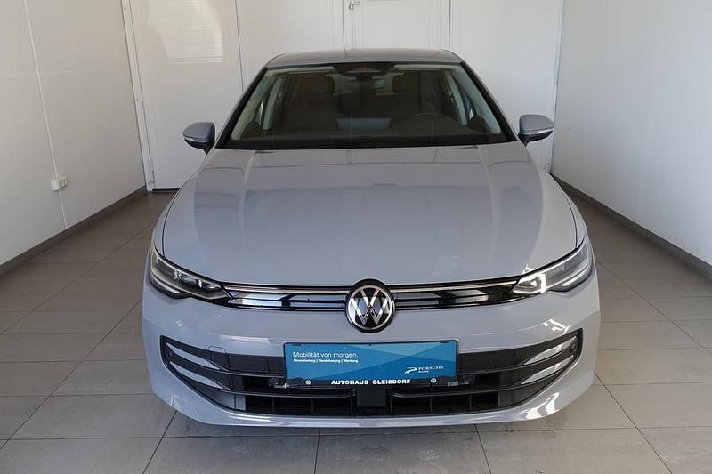 Neu VW Golf VIII 204 PS (150 kW) 2026 Mittelgrau  normal