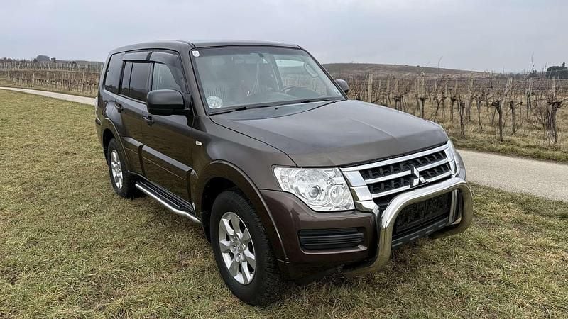 Gebraucht Mitsubishi Pajero Edition 190 PS (139 kW) 2018 SUV